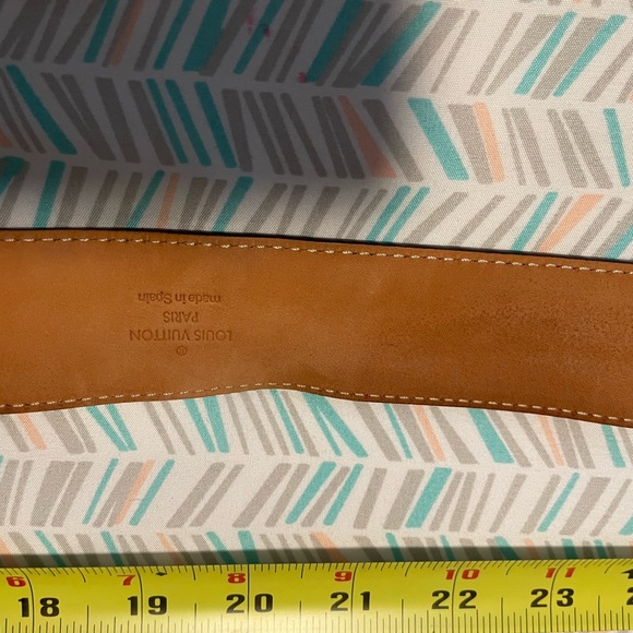 Louis Vuitton Authentic Belt - Picture 3 of 4